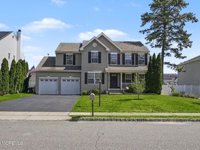 8 Avalon Avenue