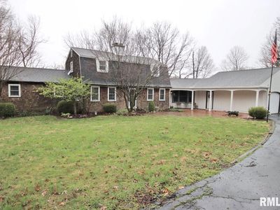 1177 N Byerly Hills Dr