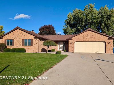 692 Pilgrim Dr E