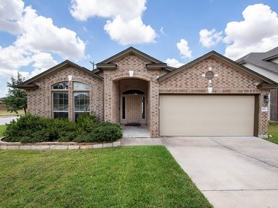 Property at 101 Igneous Ln, Jarrell, TX