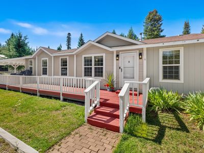 223 Angus Ln