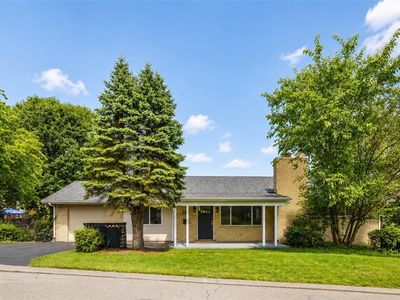128 Highview Ave
