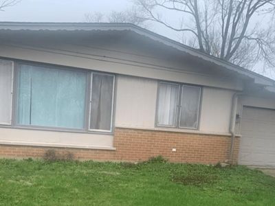 224 N Pleasant Dr