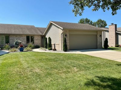 205 N Pointe Dr