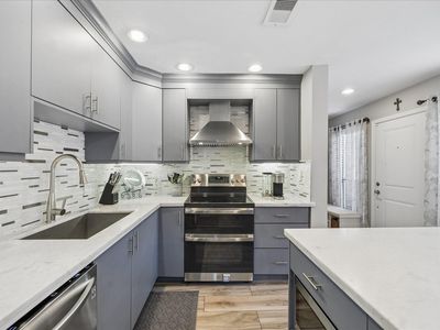 1914 Augusta Dr APT 9