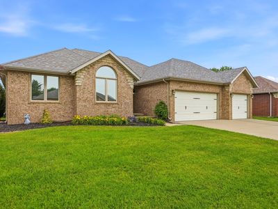 2129 W Village Terrace