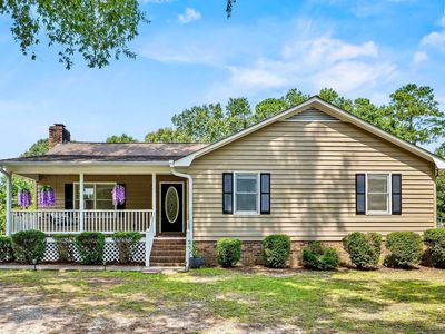 377 Woodland Cir