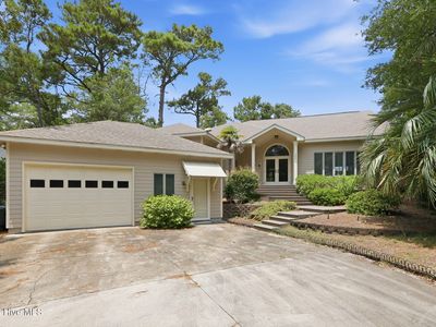 142 Oakleaf Drive