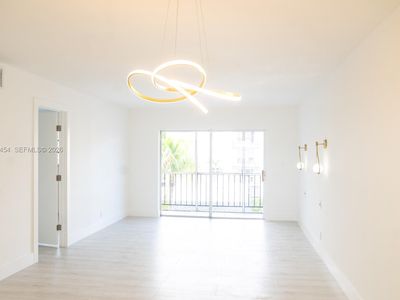 220 SW 9th Ave APT 306
