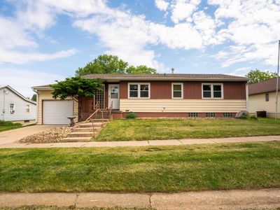 1203 L Ave