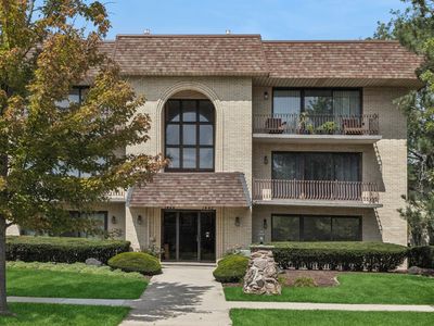 7442 W 153rd St Unit 1