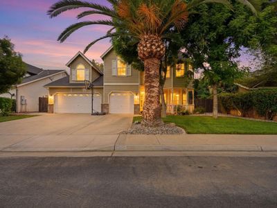 920 W Julia Way
