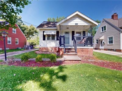 Property at 1560 Biltmore Rd, Lyndhurst, OH