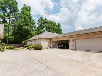 Property at 603 Stagecoach Vlg, Little Rock, AR