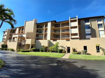 4013 SE 20th Pl APT 402