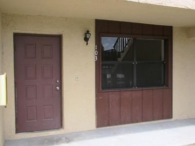 5987 Forest Hill Boulevard #103