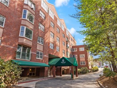 1 Watermill Pl Unit 520