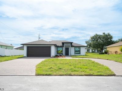1513 NE 13th Ave