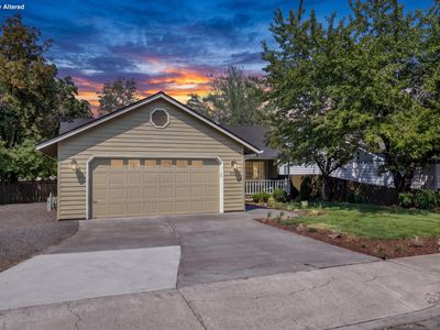 2124 NE Carrie Ln