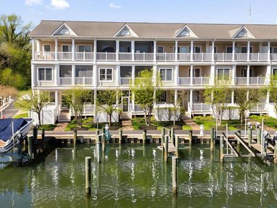202 Muir St #202