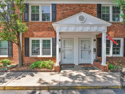 501 Edwards Rd APT 2