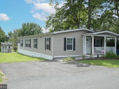 605 Willow Dr