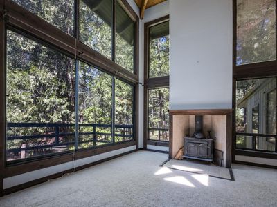 2070 King Of The Mountain Rd