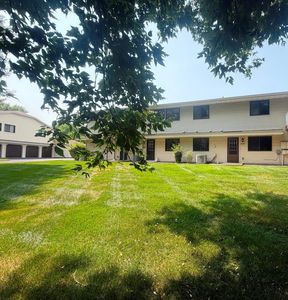 2543 Brookdale Ln