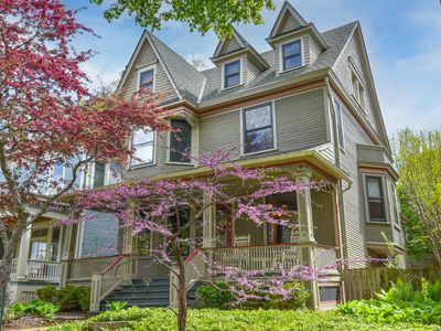 2846 North Stowell AVENUE