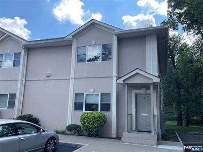 485 Saddle River Rd APT 18