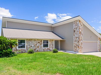 208 Cottontail Ln