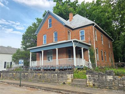 290 La Haye St