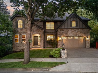 8704 SW Marseilles Dr