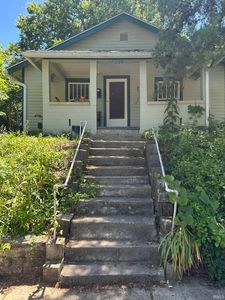 905 W 3rd St
