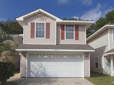 3212 Two Sisters Way