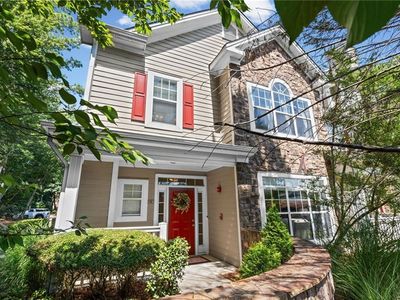 111 Edinburgh Ct
