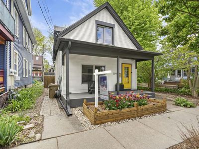 1329 Dewey Court