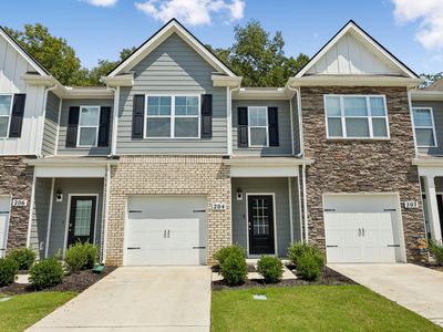 204 Mackenzie Way