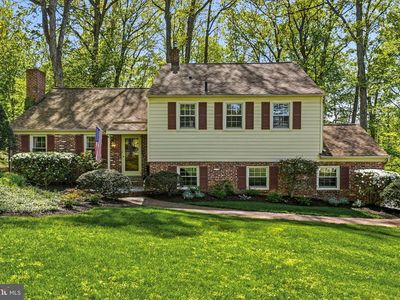 388 Castlewood Dr