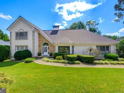 1001 Ashebrooke Ct NE