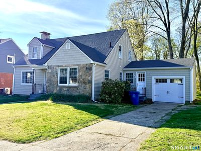 7 Taylor Drive