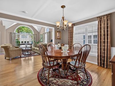 55 Windemere Cres #16