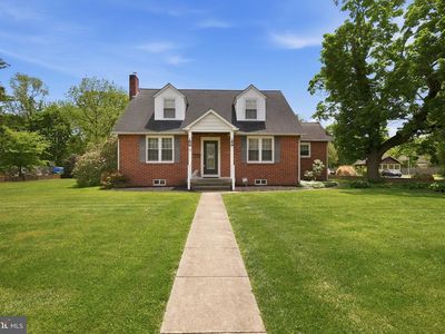 246 E Main St