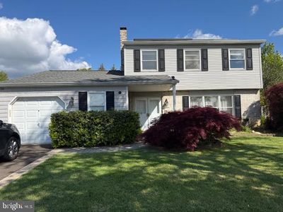 Property at 1549 Barnswallow Dr, Bensalem, PA