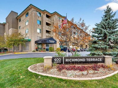 400 Richmond St #332