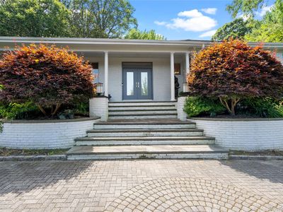 18 Lake Road