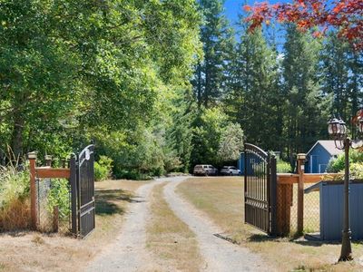 9922 132nd Street NW