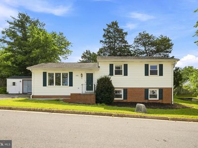 Property at 218 Locust Dr, Strasburg, VA