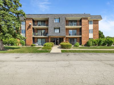 9208 W 140th St APT 2SW