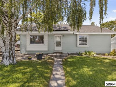 121 Mountain Dr